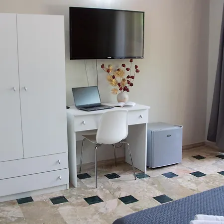Mirage Place לינה וארוחת בוקר