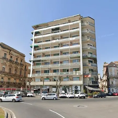 Mirage Place קטאניה